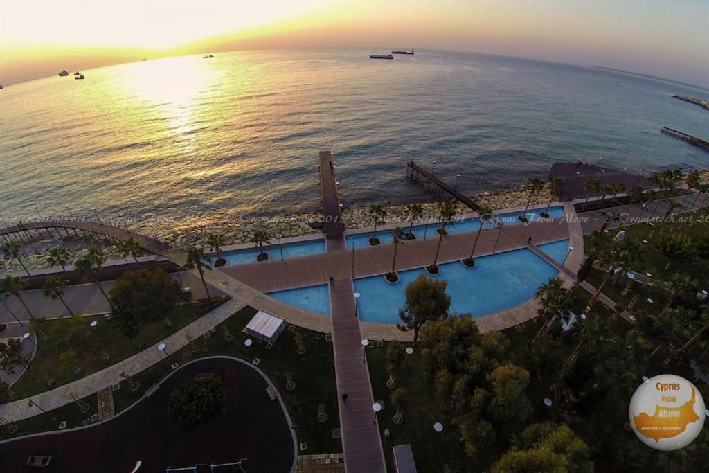 Sea Front & City Center, Amazing Sea View Limisso Esterno foto